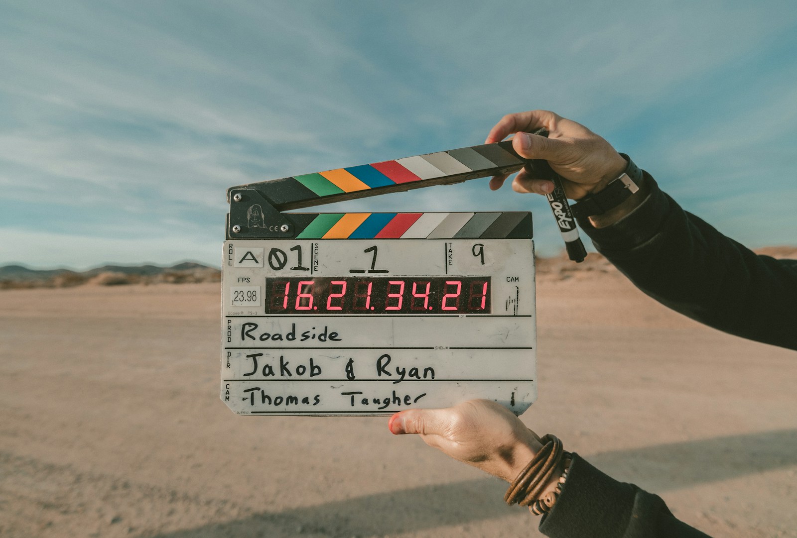 Claquete de cinema em um set de filmagem